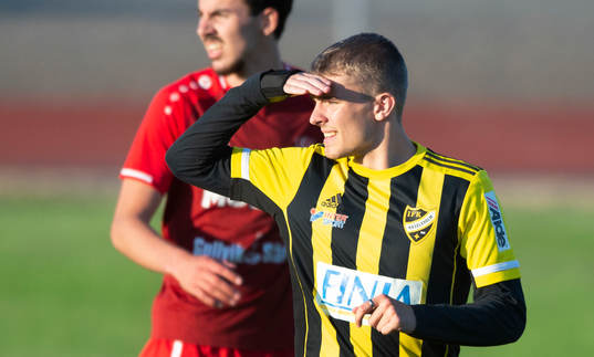 IFK Hässleholms Elliot Nilsson i matchen i division 2 Södra Götaland mellan Prespa Birlik och IFK Hässleholm i Hässleholm 9 juni 2021.
