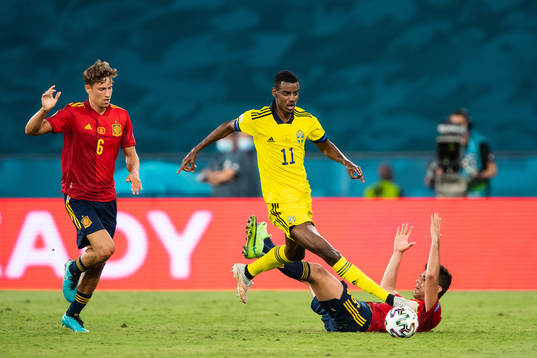 Marcos Llorente Marcos Llorente and Rodri Rodri of Spain