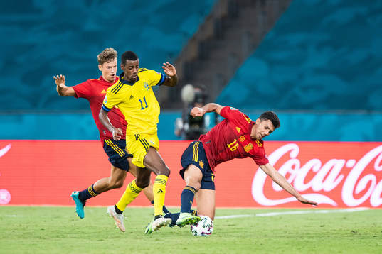 Marcos Llorente Marcos Llorente and Rodri Rodri of Spain