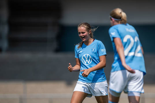 Malmö FFs Ida Lyberg jublar efter 8-0