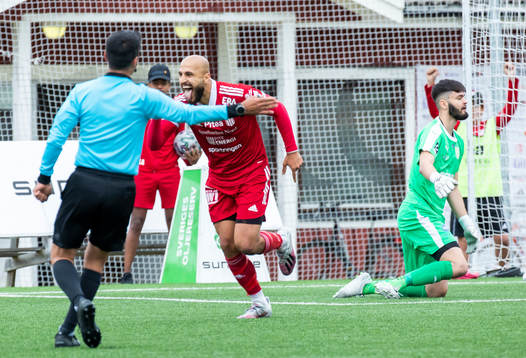 Piteås Pashang Abdulla jublar efter 3-2