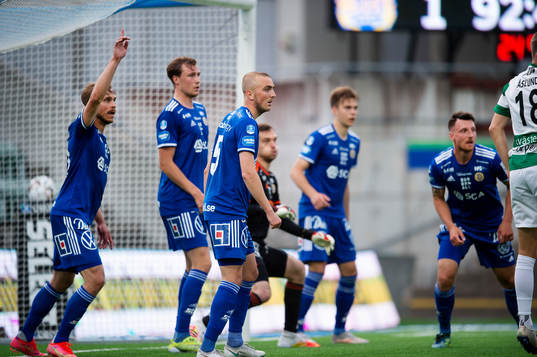 Sundsvalls Pontus Engblom, Niklas Dalhström, Dennis Olsson, målvakt Davor Blazevic, Anton Eriksson och Alexander Blomqvist