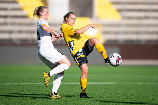 Häckens Malin Rönnkvist och Elfsborgs Linda Westberg