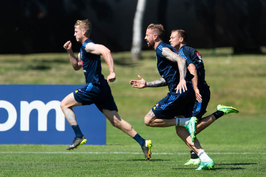 Filip Heleander and Pontus Jansson of the Swedish national football team at a training session