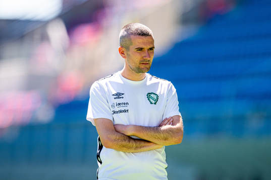 Nick Loftus, head coach of Klepp, ahead of the Toppserien football match between Vålerenga and Klepp on June 26, 2021 in Oslo. 