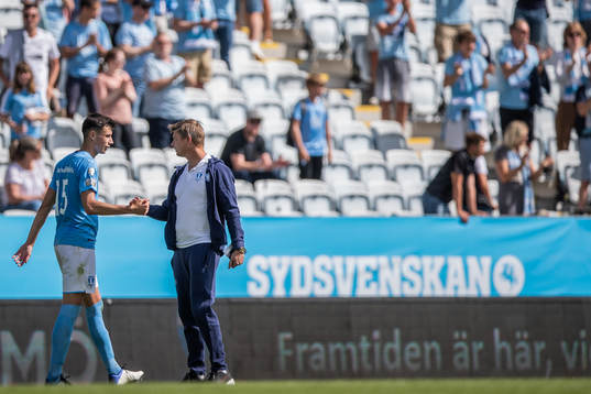 Malmö FFs Anel Ahmedhodzic och huvudtränare Jon Dahl Tomasson
