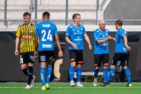 Halmstads Simon Lundevall jublar