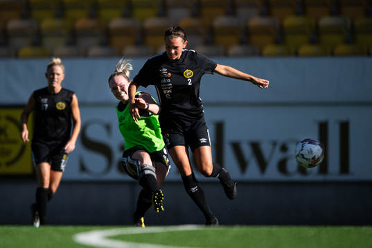 Niondina Nyström och Wilda Johansson