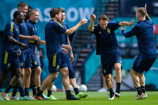 Ken Sema, Mikael Lustig, Ludwig Augustinsson, Gustav Svensson, Victor Nilsson Lindelöf and Emil Krafth tease Albin Ekdal of the Swedish national football team at a training session