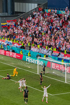 Alvaro Morata of Spain celebrates the 3-5 goal by Mikel