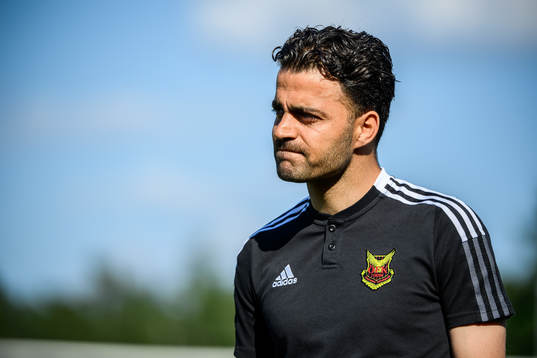 Östersunds tränare Amir Azrafshan