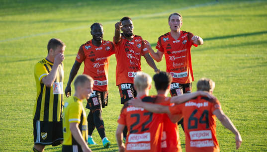 Karlskrona jublar i matchen i division 2 mellan iFK Hässleholm och Karlskrona i Hässleholm 7 juli 2021.