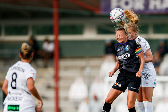 Växjös Emmi Alanen och Rosengårds Glódís Perla