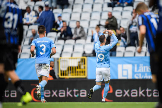 Malmö FFs Veljko Birmancevic jublar efter 3-0