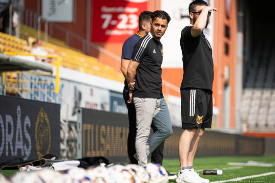 Östersunds tränare Amir Azrafshan