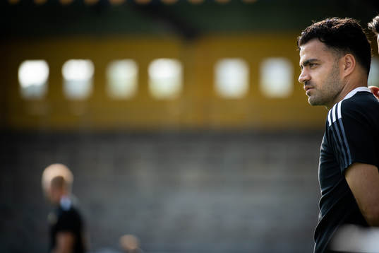 Östersunds tränare Amir Azrafshan