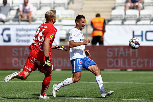 Häckens målvakt Peter Abrahamsson och IFK Norrköpings