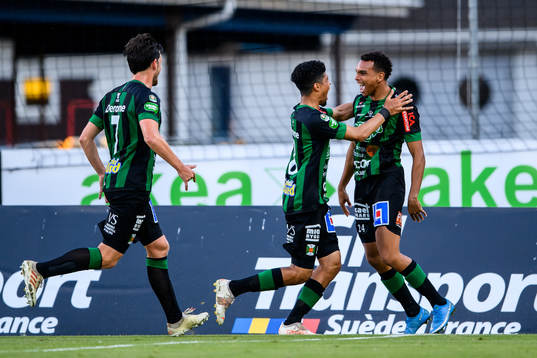 Varbergs Ryan Moon jublar efter 0-1