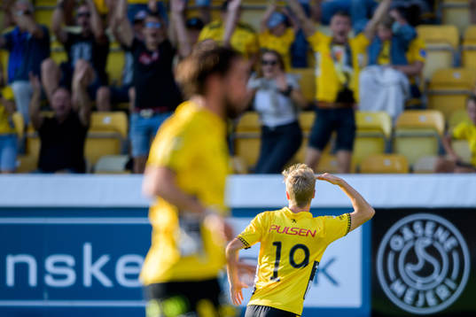 Jeppe Møldrup Okkels of Elfsborg celebrates the 2-0 goal