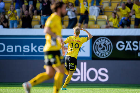 Jeppe Møldrup Okkels of Elfsborg celebrates the 2-0 goal