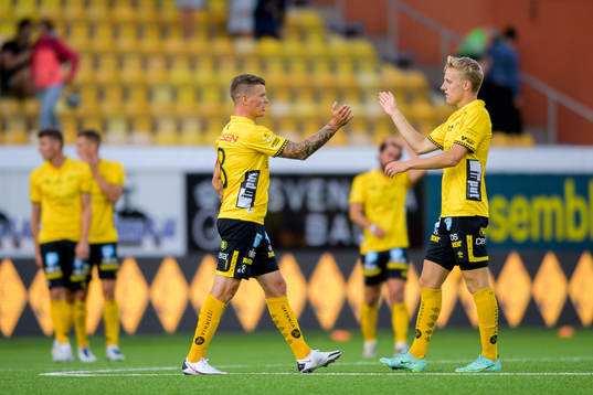 Samuel Holmén and Jeppe Møldrup Okkels of Elfsborg celebrate