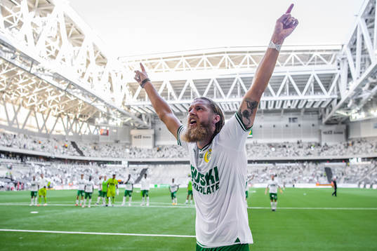 Hammarbys Bjørn Paulsen jublar