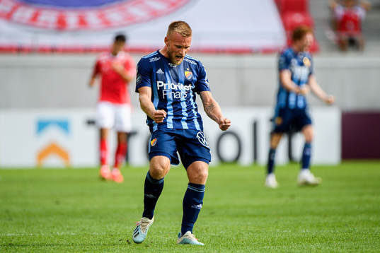 Djurgårdens Nicklas Bärkroth jublar