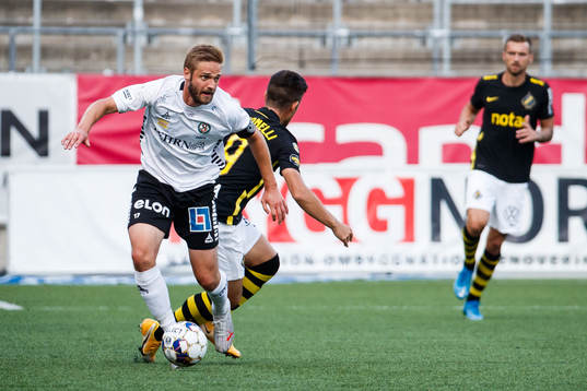 s Nicolas Stefanelli