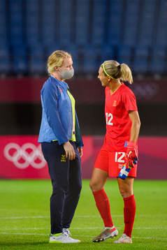 Goalkeepers Hedvig Lindahl and Jennifer Falk of Sweden celebrate after the women’s football match between New Zealand and Sweden
