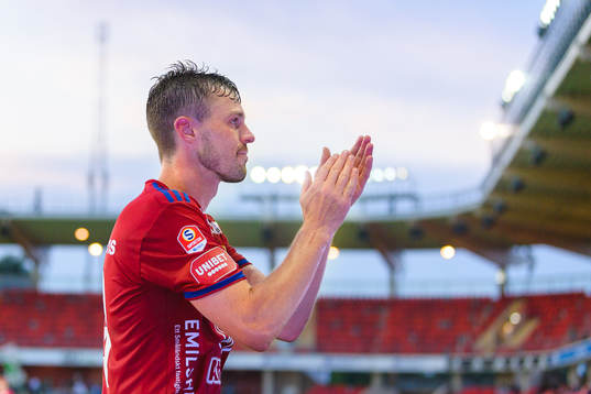 Östers Nicolas Mortensen  jublar
