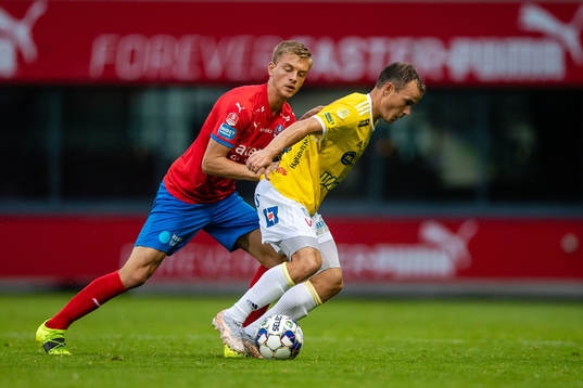 Helsingborgs Dennis Olsson och Falkenbergs Anton Wede
