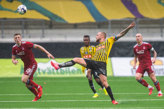 Lewis Ferguson of Aberdeen and Alexander Faltsetas of