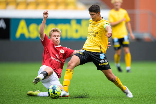 Bla gjennom flere bilder av Fotboll, P17 Allsvenskan södra, Elfsborg - Kalmar