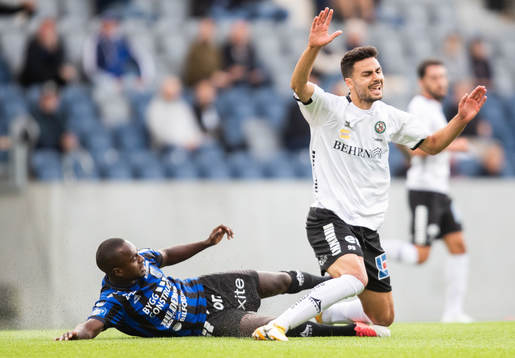 Örebros Deniz Hümmet och Sirius Nahom Girmai Netabay