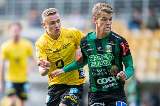 Elfsborgs Theo Lind och Varbergs Victor Karlsson