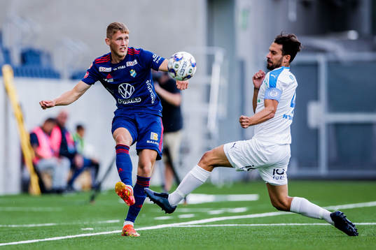 Östers Emil Engqvist  och Akropolis Panajotis Dimitriadis