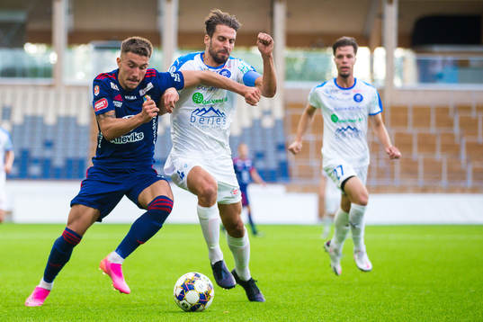 Östers Tatu Varmanen och Akropolis Panajotis Dimitriadis