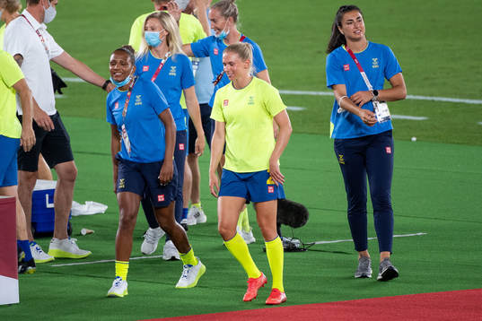  Madelen Janogy, Jonna Andersson and Zecira Musovic of Sweden ahead of the women’s football final