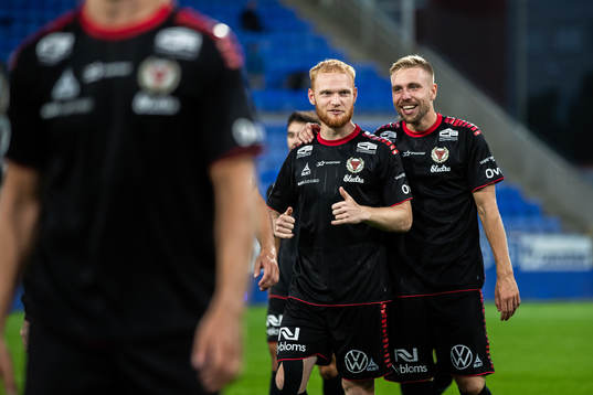 Kalmars Nils Fröling och Jonathan Ring jublar