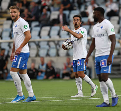 IFK Norrköpings Christopher Telo reagerar när domare