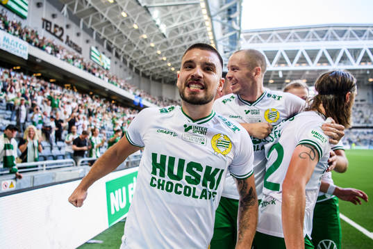 Vladimir Rodic of Hammarby celebrates after 3-0
