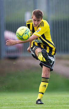 IFK Hässleholms Isak Olsson i matchen i division 2 mellan