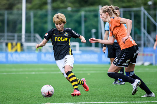 s Honoka Hayashi och Kristianstads Amanda Edgren