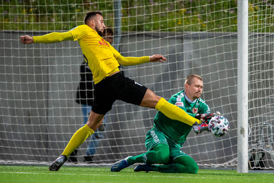 Lunds Dardan Mustafa  och Kalmars Tobias Andersson