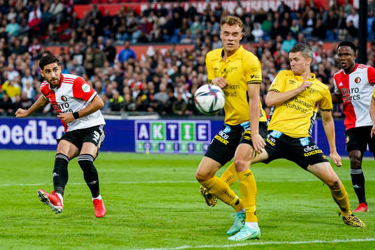 Alireza Jahanbakhsh of Feyenoord scores the 2-0 goal