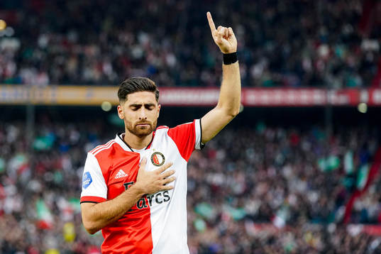 Alireza Jahanbakhsh of Feyenoord celebrate