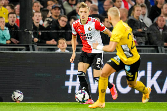 Marcus Pedersen of Feyenoord and Simon Beach of Elfsborg