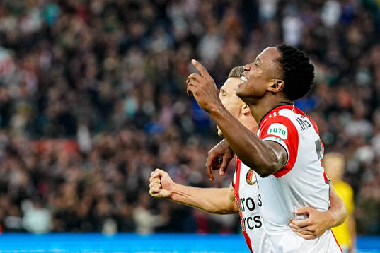 Luis Sinisterra of Feyenoord celebrates