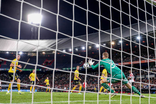 Goalkeeper Tim Rönning of Elfsborg