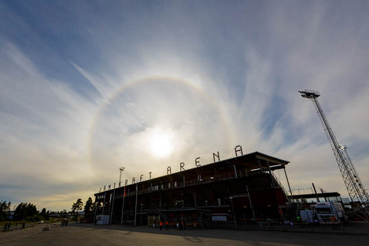 Solhalo över Jämtkraft Arena
